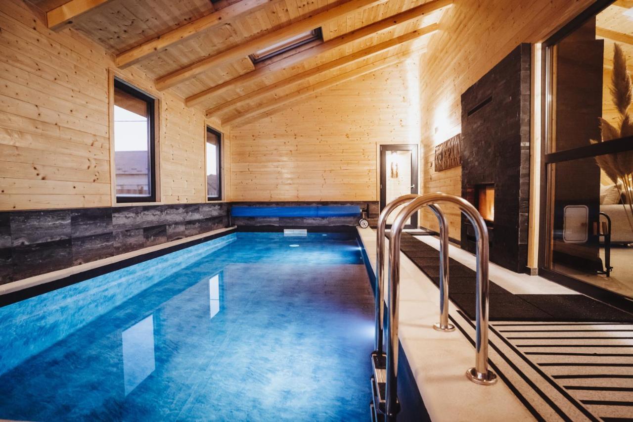 Holiday Home Nightswim Inn Vrbovec Εξωτερικό φωτογραφία